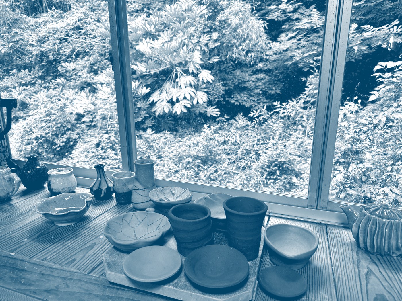 Hagiyaki pottery on a windowsill in Hagi